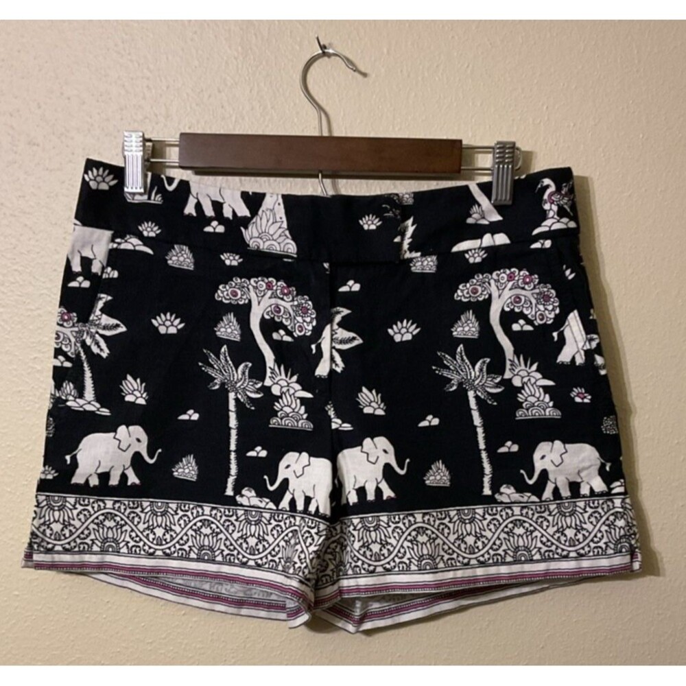 Ann Taylor LOFT Black/White Elephant Print with Red Trim Shorts Size 4